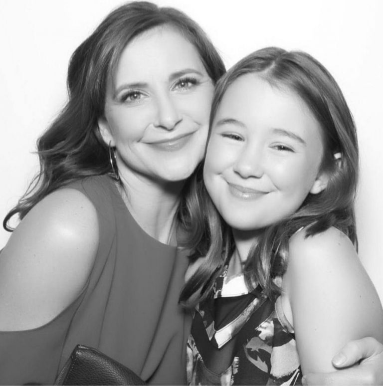 Kellie Martin Biography (Age, Height, Boyfriend, Family & More) - mrDustBin