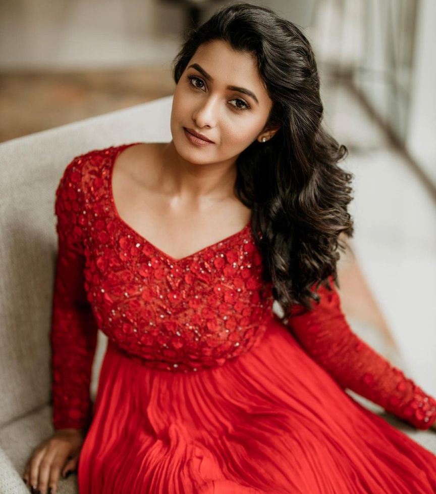 Tamil Actress Photos With Names Lockqkeeper