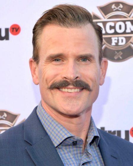 Gabriel Hogan Biography, Age, Height, Wife-rd - mrDustBin