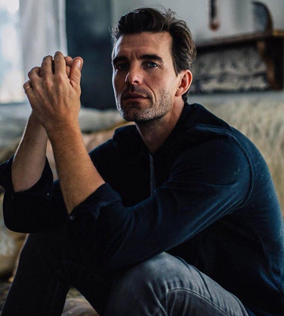 Lucas Bryant Biography, Age, Height, Girlfriend-rd - mrDustBin
