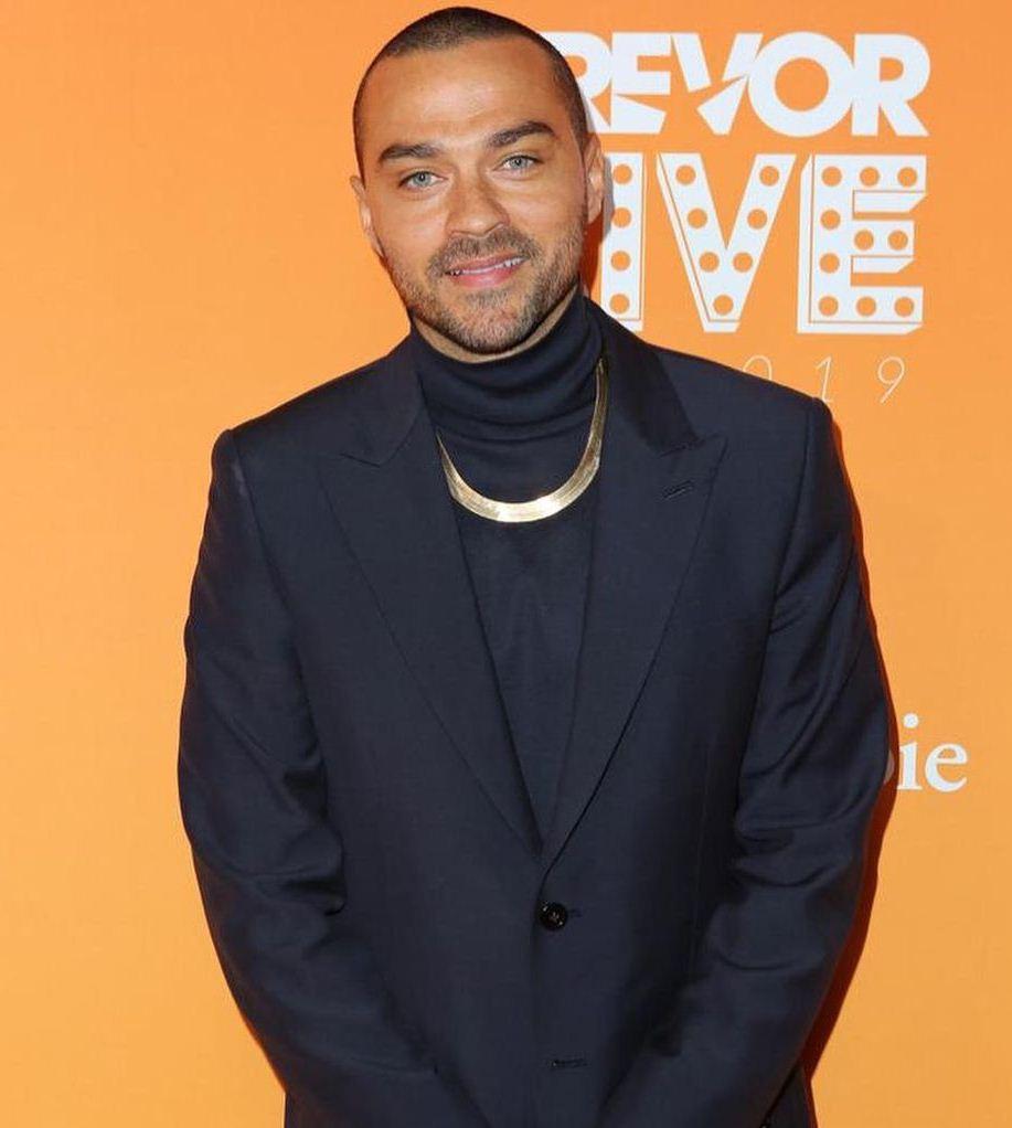 Jesse Williams Biography (Age, Height, Weight, Girlfriend, Family, Career & More)