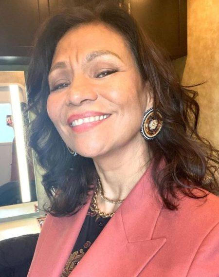 30 Famous Native American Actresses Over 50 in 2025 - mrDustBin