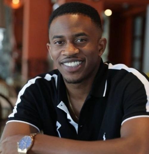 Malcolm David Kelley Biography (Age, Height, Weight, Girlfriend, Family, Career & More)