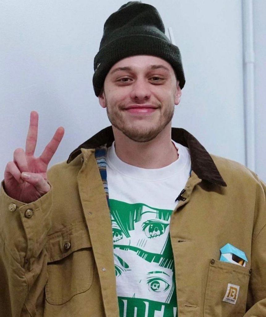 Pete Davidson Biography (Age, Height, Girlfriends & More) - mrDustBin
