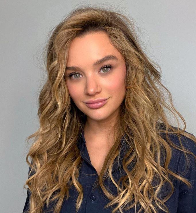 Hunter King Biography (Age, Height, Weight, Boyfriend, Family, Career & More)