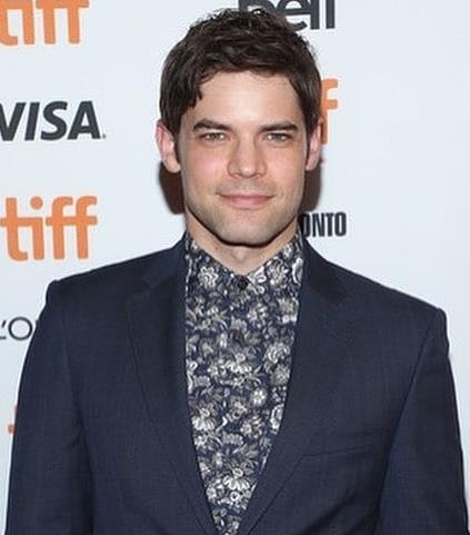 Jeremy  Jordan Biography (Age, Height, Weight, Girlfriend, Family, Career & More)