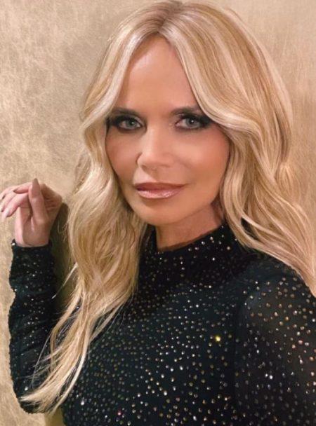 Kristin Chenoweth Biography, Age, Boyfriend & More - mrDustBin