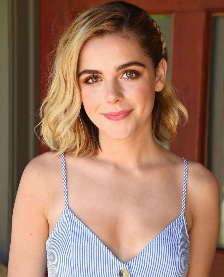 Kiernan Shipka Biography (Age, Height, Weight, Boyfriend, Family, Career & More)