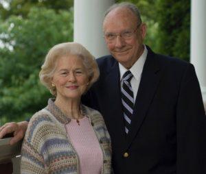 Valerie Parr Hill Biography, Age, Height, Husband - mrDustBin