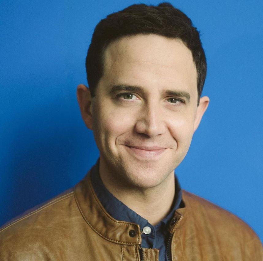 Santino Fontana Biography (Age, Height, Weight, Wife, Family, Career & More)