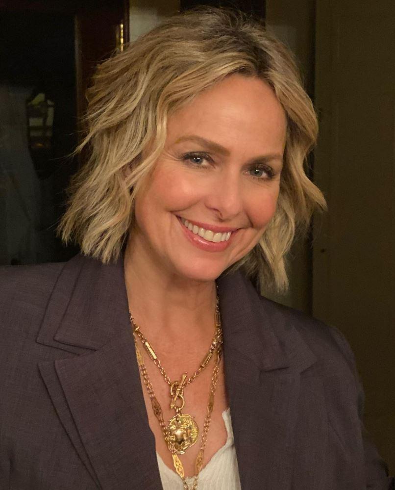 Melora Hardin Biography (Age, Height, Weight, Husband, Family, Career & More)