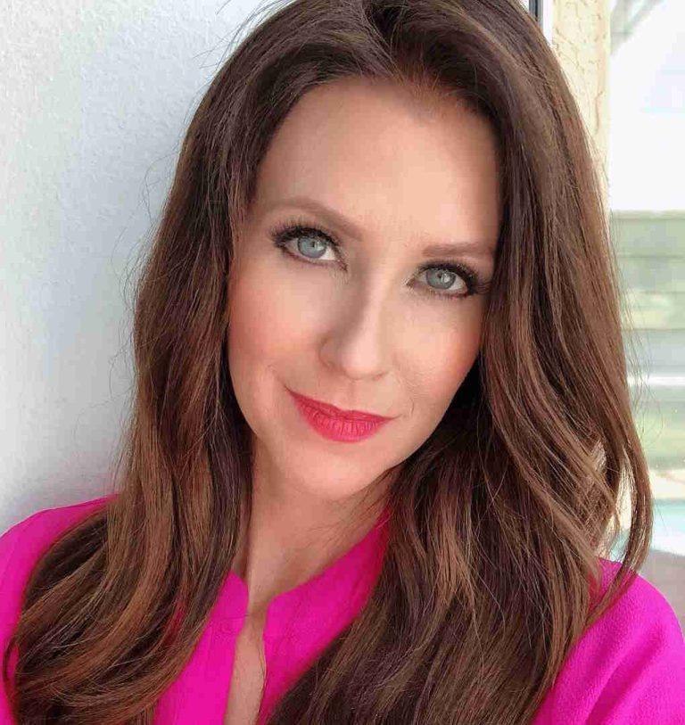 Shannon Fox Biography, Age, Height & Husband mrDustBin