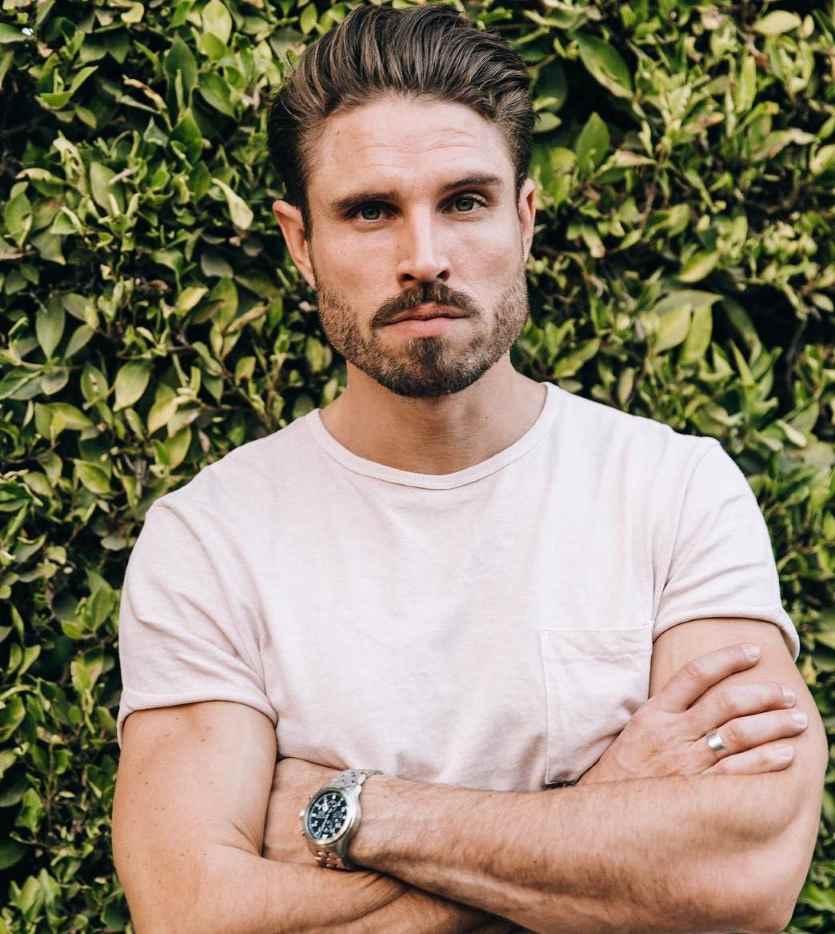 James O'Halloran Biography (Age, Height, Weight, Wife, Family, Career & More)