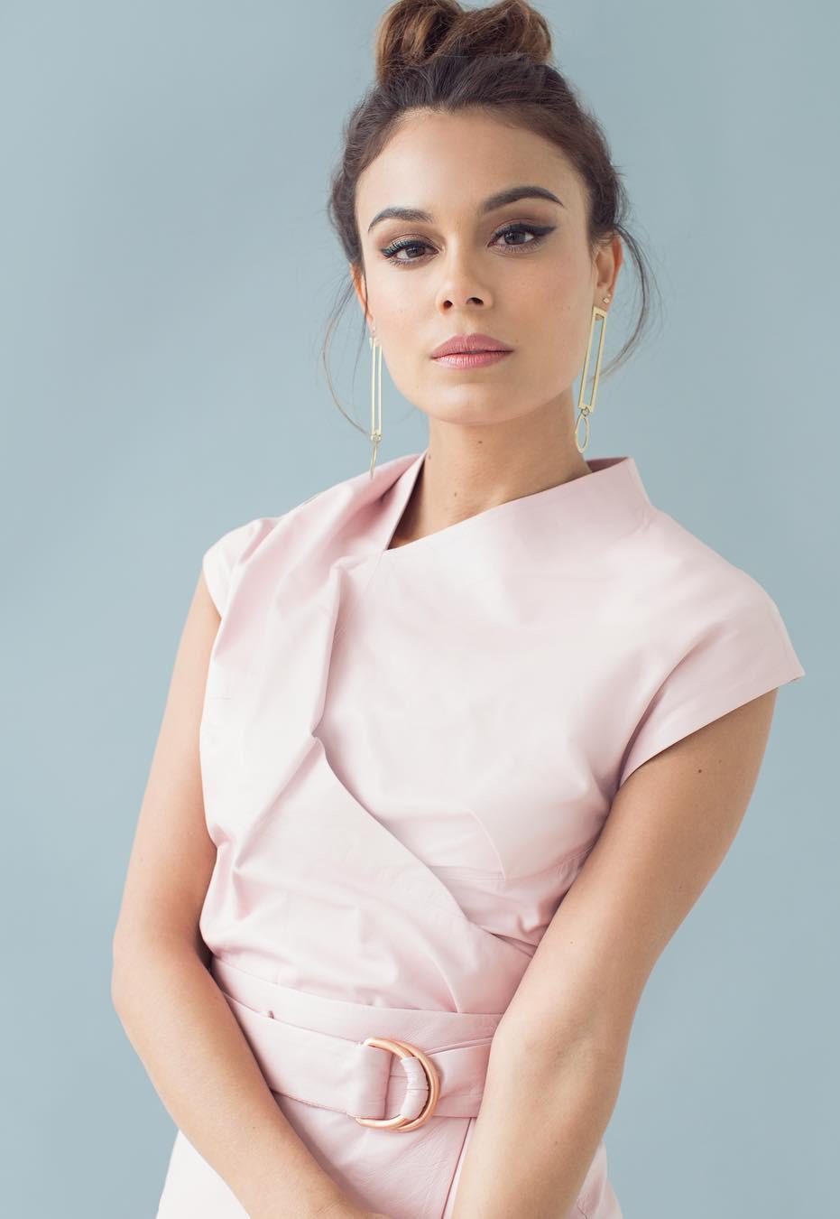 Nathalie Kelley Biography, Age, Height, Weight, Boyfriend, Family, and Career 