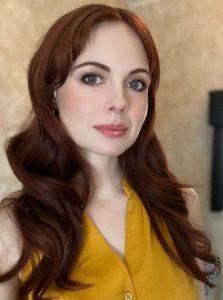 Galadriel Stineman Biography, Age, Height & Husband - mrDustBin