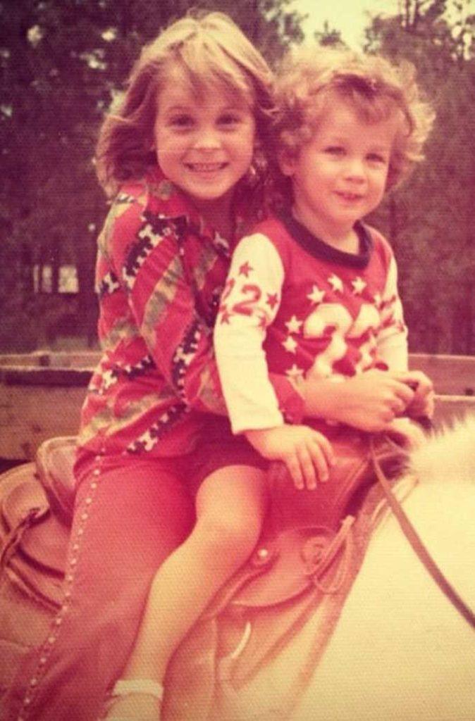 Kelly Rutherford Biography, Age, Height & Husband - mrDustBin