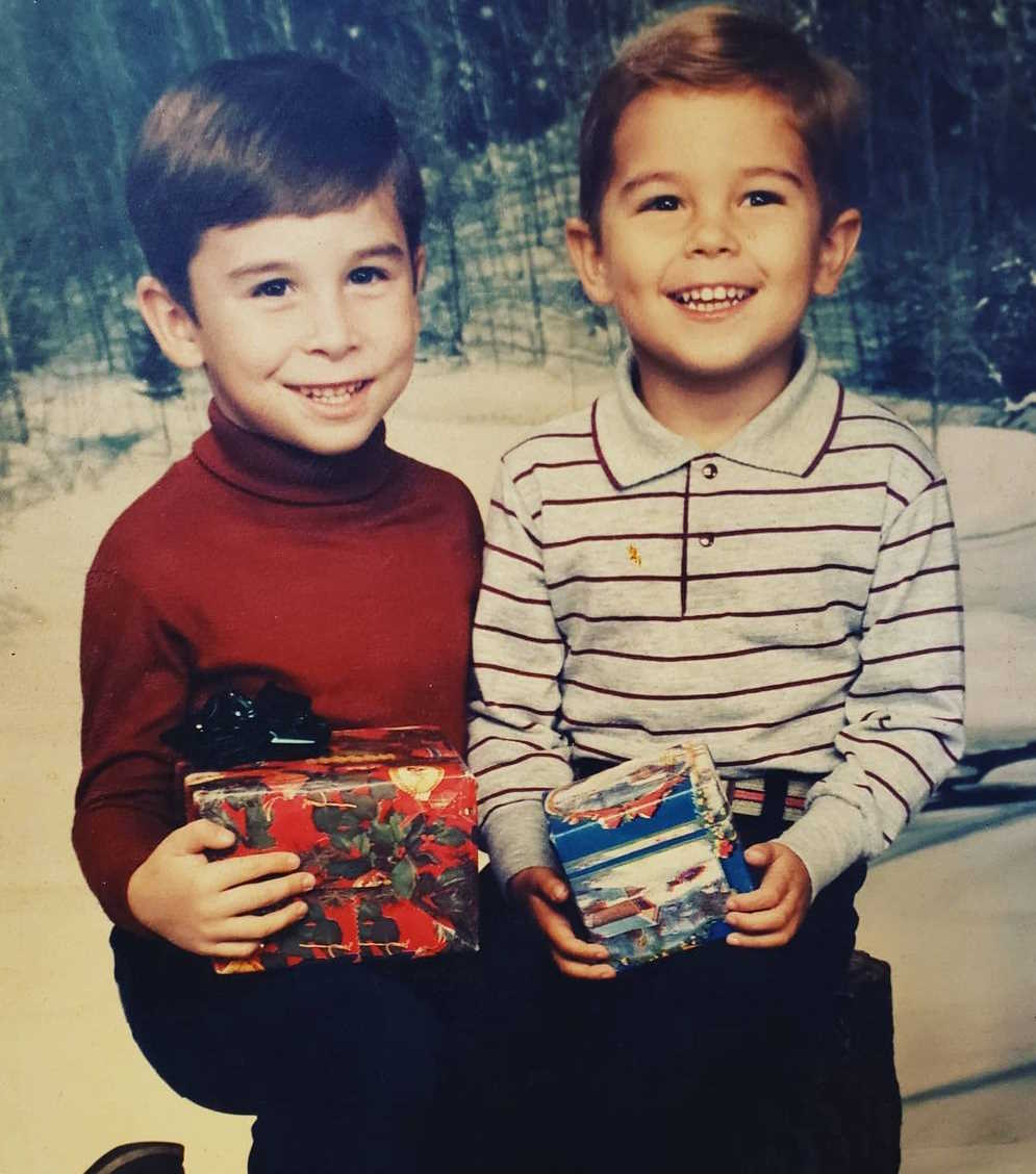 Sean Faris with his brother in childhood