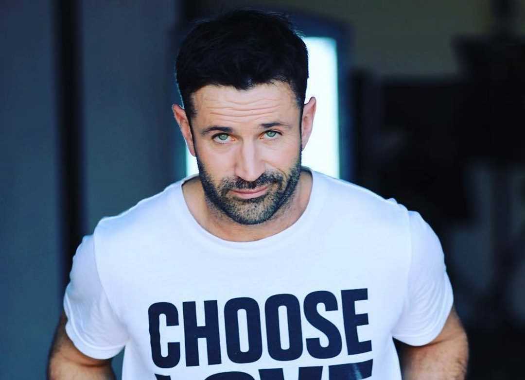 Adam Fergus Biography, Age, Height, Wiferd mrDustBin